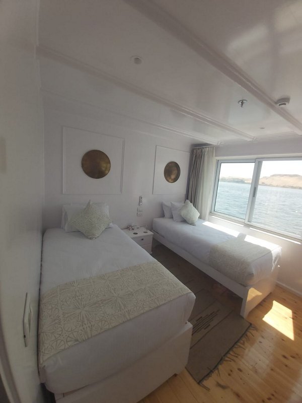 Yalla Bina Dahabiya Nile Cruise cabin - Luxury Nile cruise from Luxor to Aswan