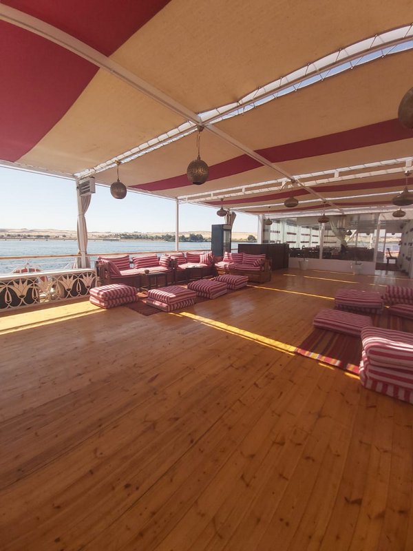 Yalla Bina Dahabiya Nile Cruise cabin - Luxury Nile cruise from Luxor to Aswan